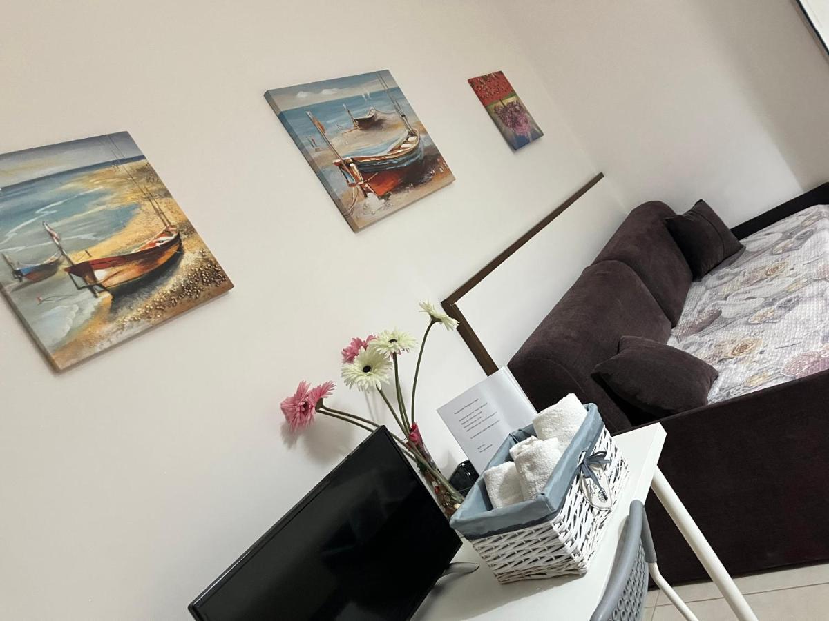 Le Comete Di Angelo Reggio di Calabria Exterior foto